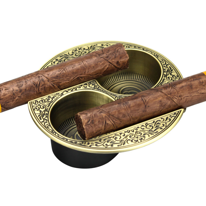 Cigar Ashtray Double Slot Retro Personality Ashtray Metal Ashtray Is Easy To Clean And Resistant To Fall